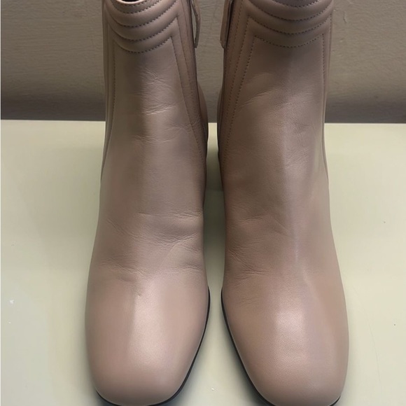 MADE IN ITALY GIOVANNA GRAZZINI Elegant Cream Ankle Boots - Picture 3 of 10